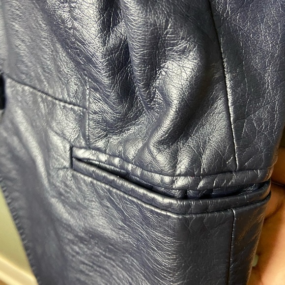 Navy blue leather Jacket - Picture 4 of 6
